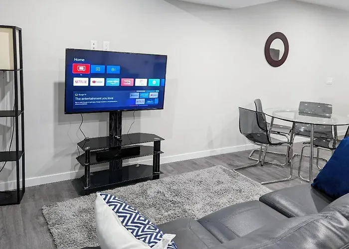 The Fruitful Vineyard- A Beautiful 2 Bed Suite